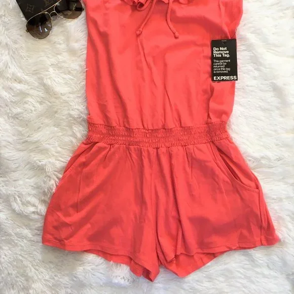NWT Express Coral Ruffle Romper - Picture 2 of 5
